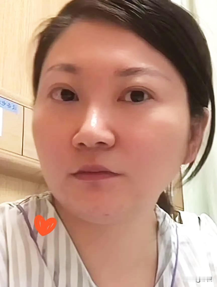 说到底，王暖暖还是太想往前冲了。手里握着几百万粉丝，自己身体又不算硬朗，其实完全