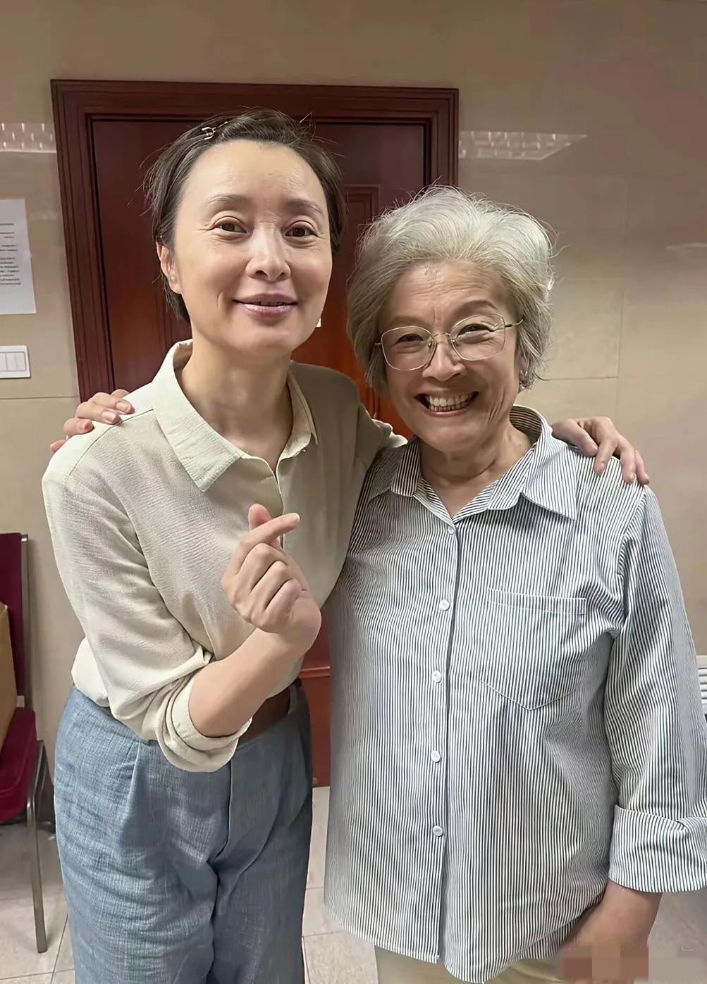 放眼整个娱乐圈，敢素颜出镜，不用医美滤镜，能以原生态的自然面目示人的女演员，也只