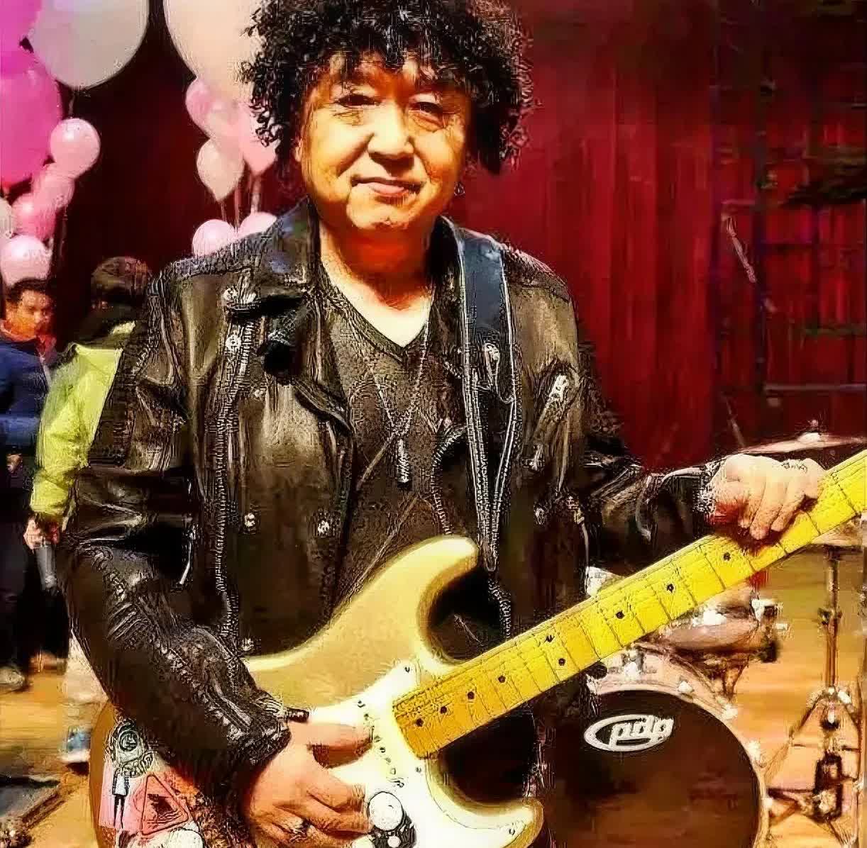 终于明白岳云鹏的演唱会为什么只有郭德纲而他的老搭档于谦，并没有跟他一起来