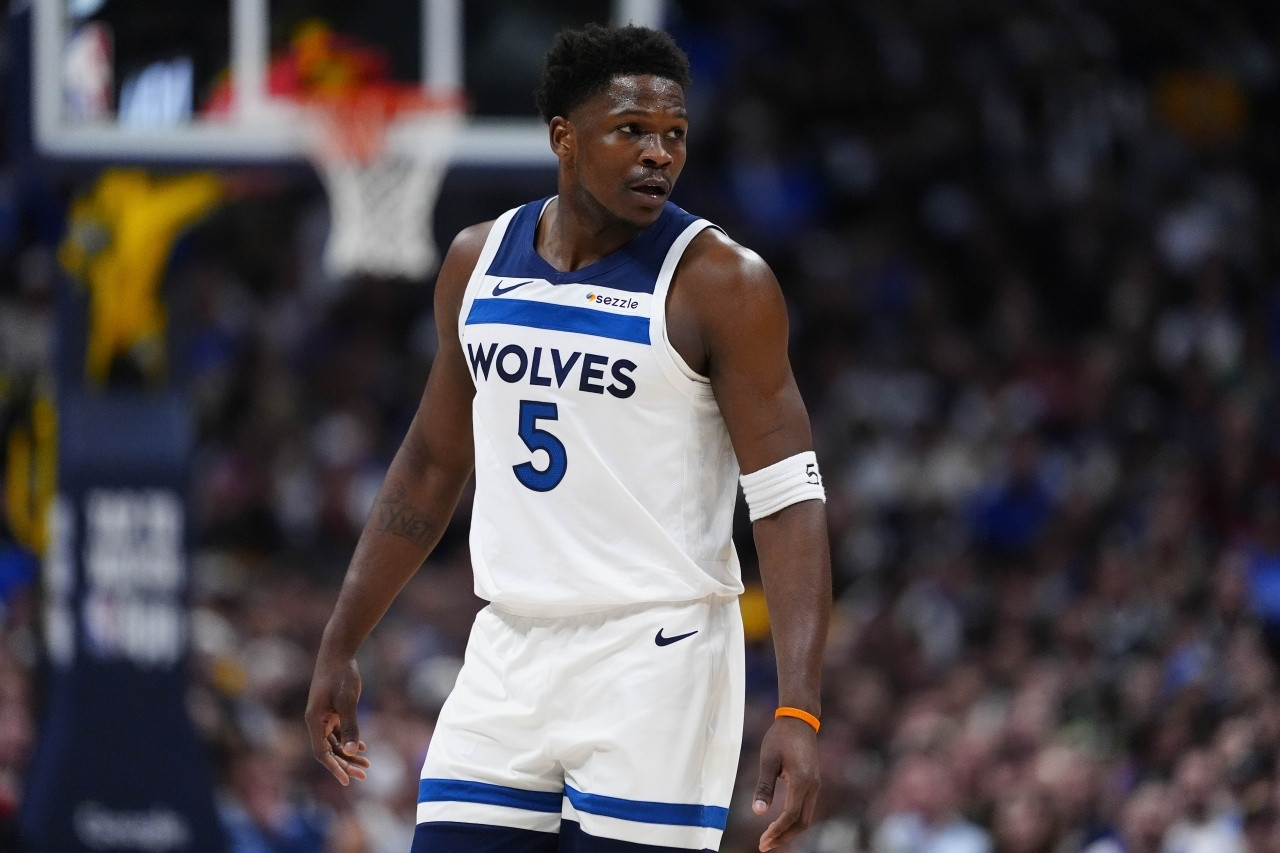 Shams：爱德华兹已获得医疗许可预计将在今日G1复出nba季后赛森林狼v