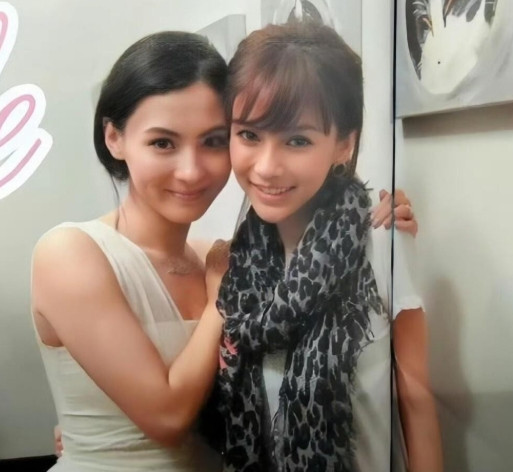 早年张柏芝和Angelababy同框，俩人颜值简直无敌，美得让人看了不敢相信！
