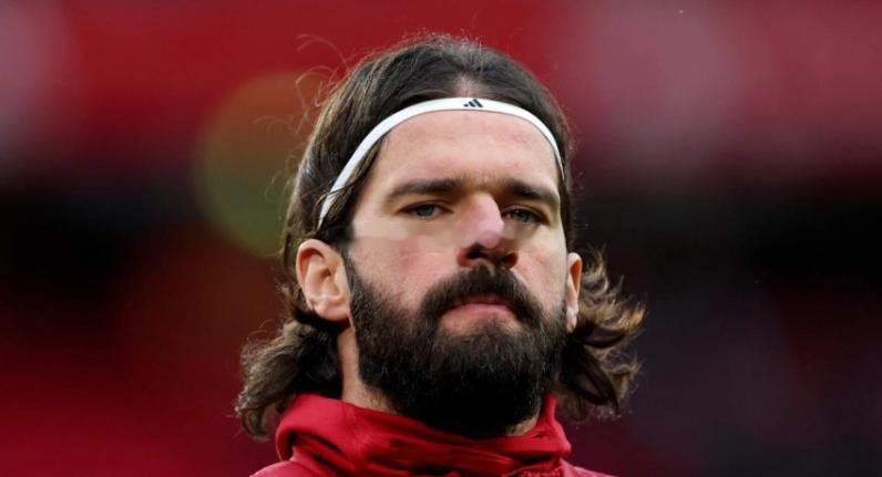 阿利松接受利物浦官方采访时表示，球队现在必须朝前看，没时间沉浸于输给曼城的沮丧情