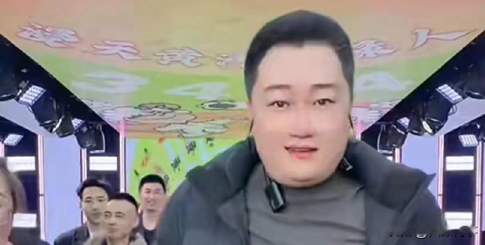 骡子现身团播，当醋王面前唱《夜巴黎》！昨晚骡子为醋王出