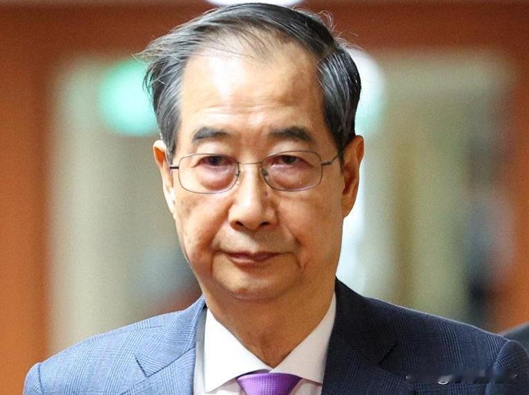 法院不认为韩德洙有毁灭证据和逃跑的嫌疑，驳回对韩德洙的拘留申请！韩德洙昨天出席