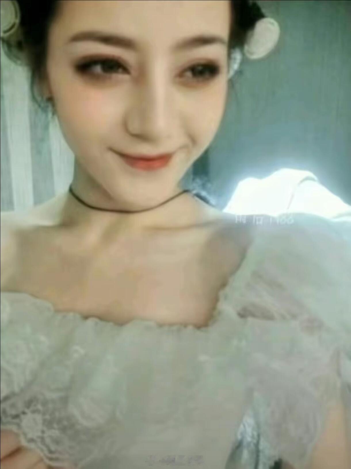 猜你没见过热巴这几张图！！