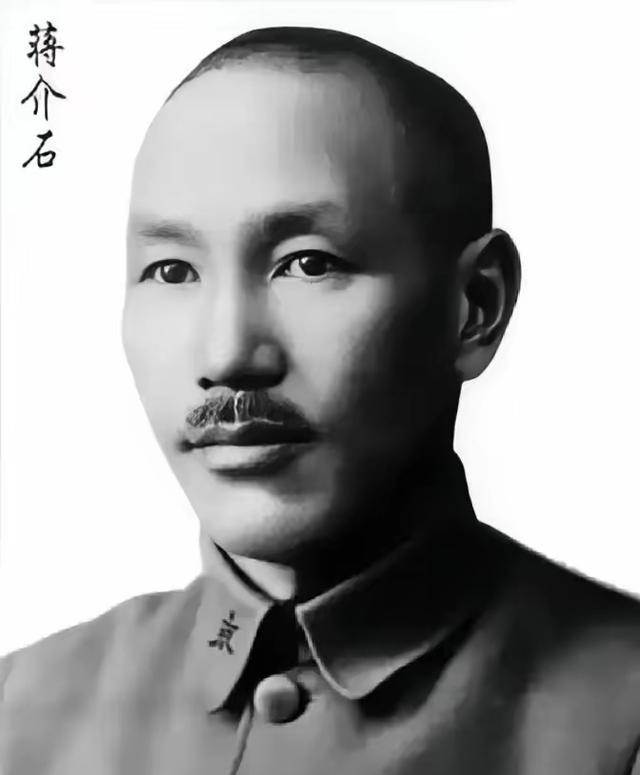 1906年，蒋介石留学被兄长阻挠并吞占家产，21年后蒋介石掌权，蒋介卿：给我安排