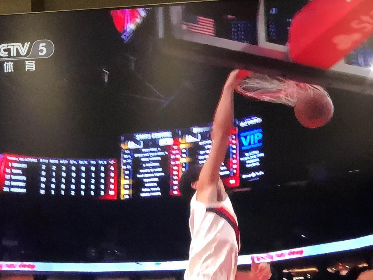 和今年中国男篮亚洲杯上的防守强度比，杨翰森在nba目前为止几乎不会防守。你别说什