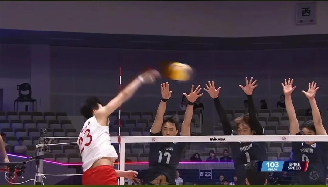中国男排不敌韩国男排，一比三惜败，第四局本来我们有机会翻盘，还是没有抓住机会，太