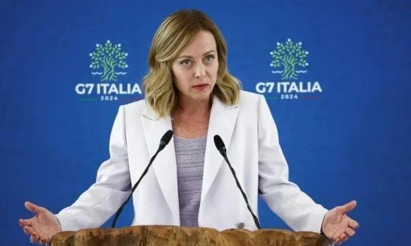 这女子不简单，出手凶狠，意大利总理梅洛尼政府，打着“国家安全”的旗号，高调清退7