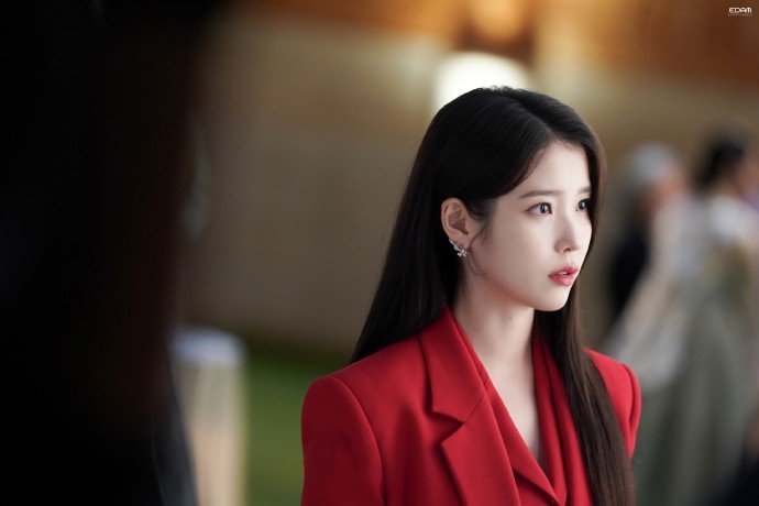 IU新剧首播收视率IU严选剧就是这么权威，粉IU有多爽谁懂啊，年年高产又美又萌