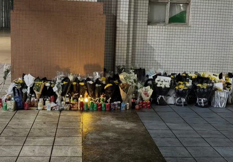 南方医科大学跳楼医学生本来就学制长，压力大，念到博士了，又赶上父母双双进ICU