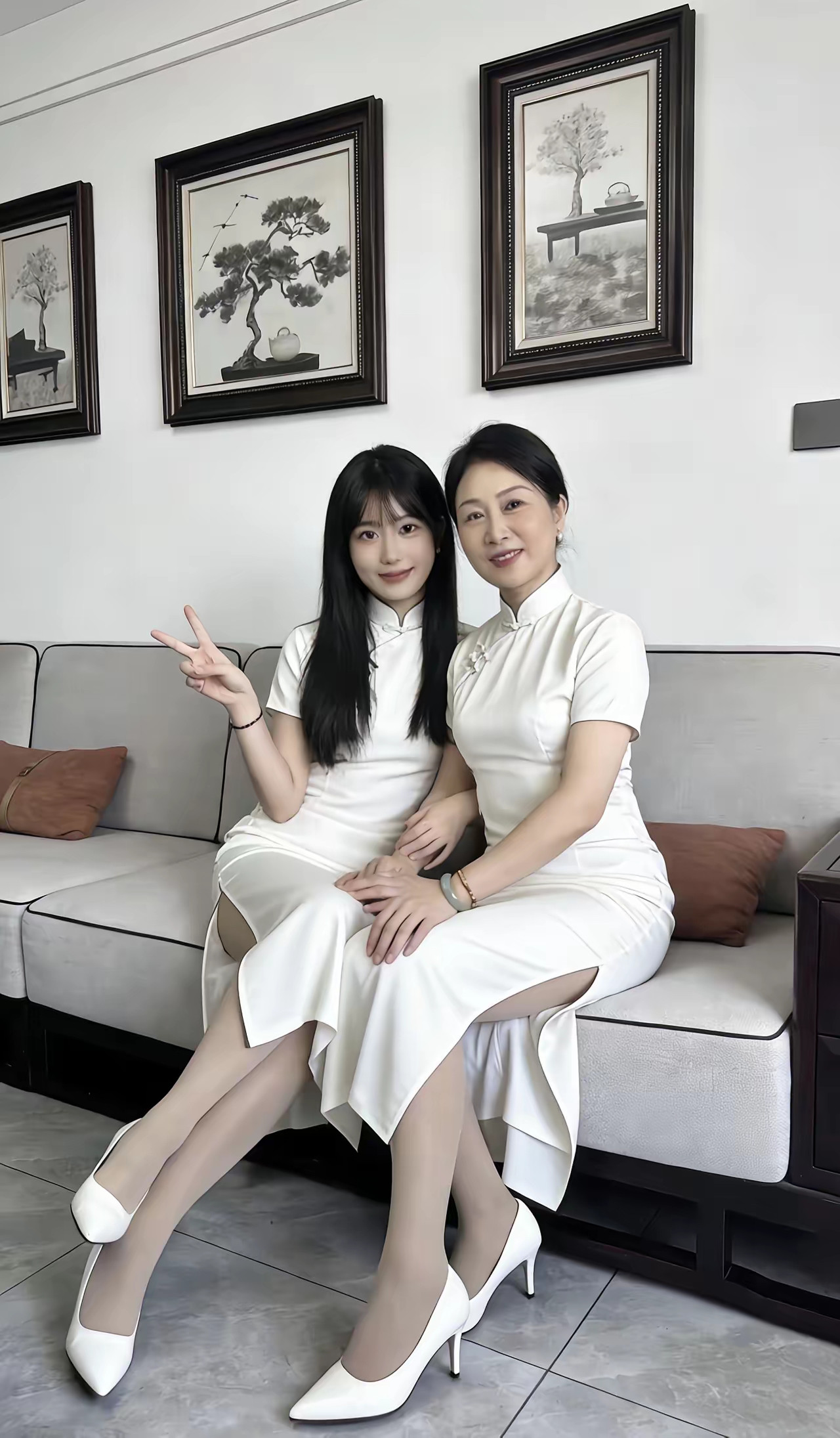 今天妈妈生日，猜一猜妈妈几岁呢？数字加起来是7哦