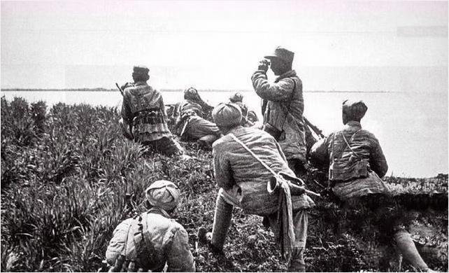 1955年，四野资深旅长王化一，得知授少校军衔，转身对组织干事，苦笑道：“太丢脸