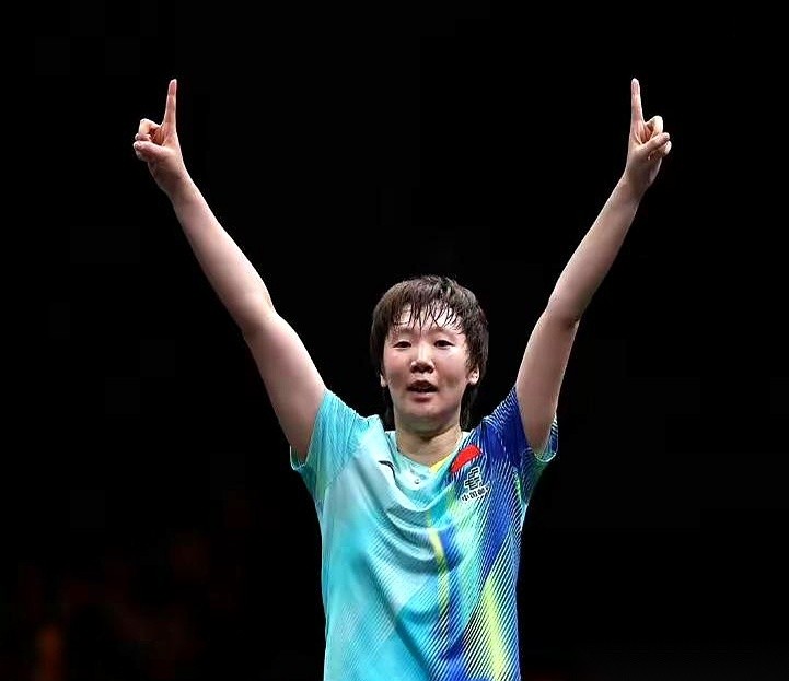 日本队主教练公开评价王曼昱已是历代最强，技术能力已经接近男性球员水平。而身边不少选手往往不到二十岁就