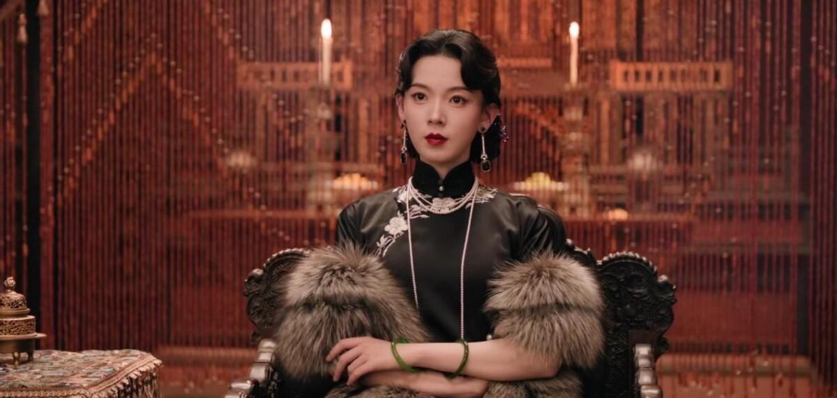 《九门》第十五集，霍仙姑终于没再忍。她坐上霍家掌门的位置，本来就不是因为手上有