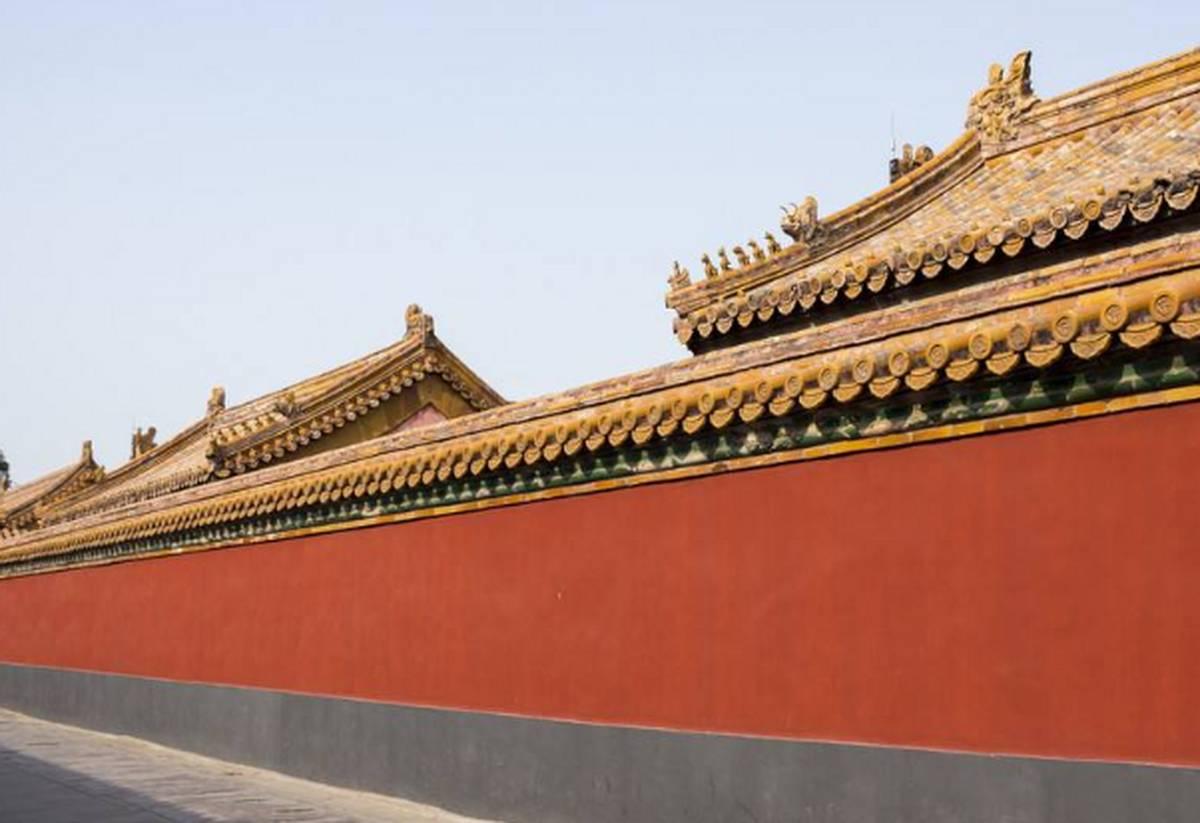 紫禁城如何防刺客？侍卫真的会轻功上房顶吗？紫禁城作为明清两代的皇宫，安保问题