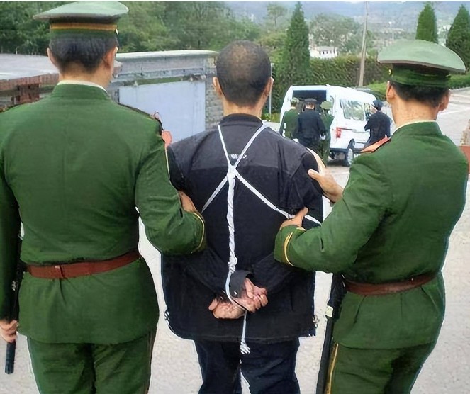 为什么死刑一般在上午执行？90%的人不知道，死刑一般都是上午执行，而且越早越好，