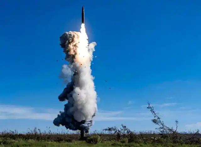 当下全球最让西方防务圈“上火”的，不是中国又造了多少艘舰，也不是新型无人机的秀肌