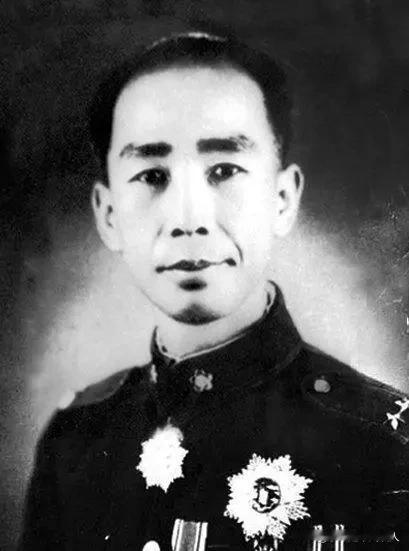 刘振三刘振三（1903-1971）河北故城人，中央军校高等教育班第二期，曾任