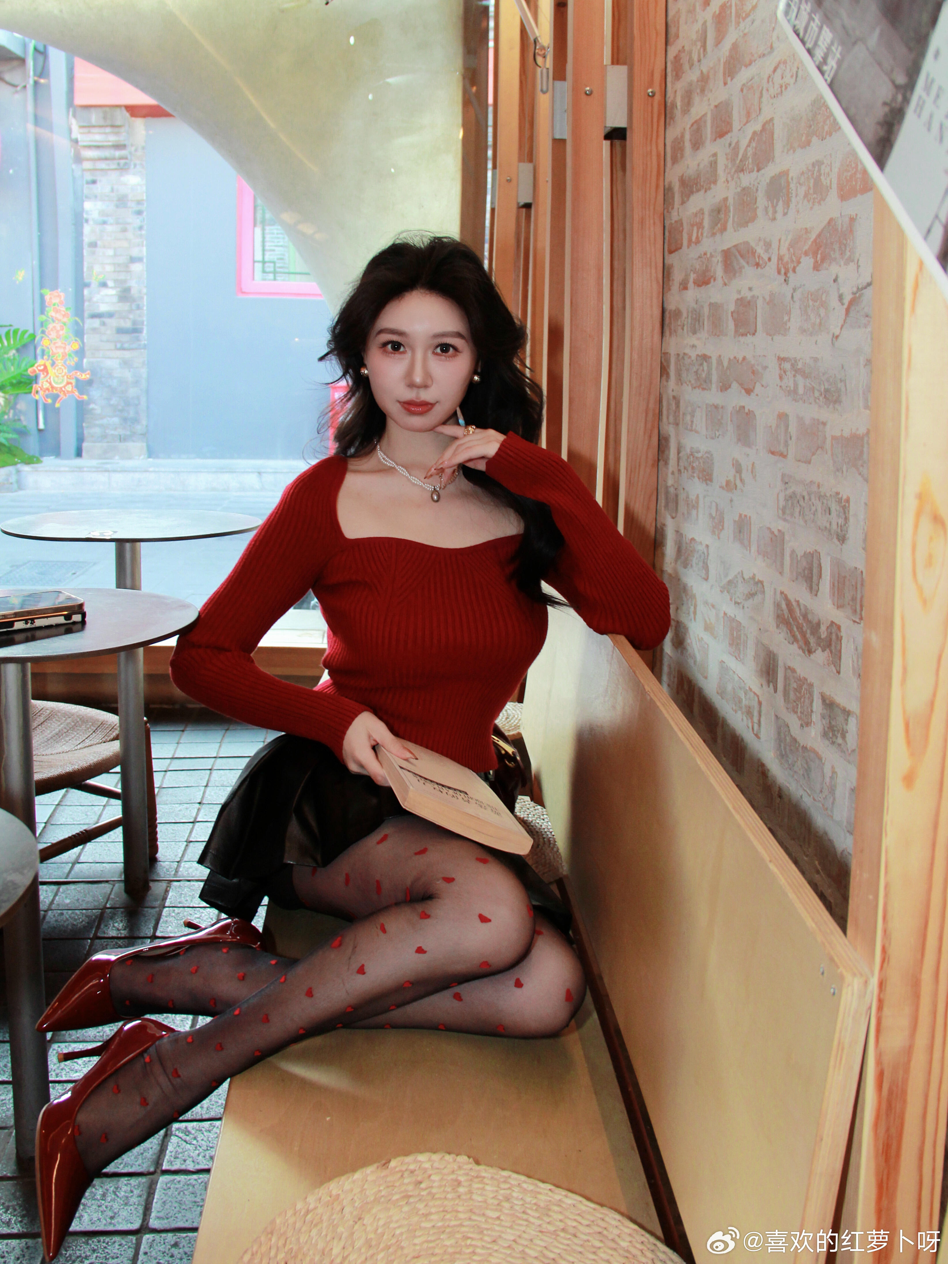 红与黑的视觉冲击~