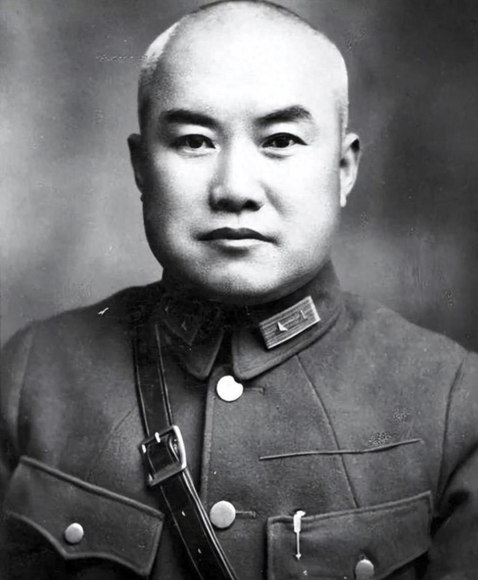 1948年，53军军长周福成，见洛阳守不住，化装逃跑后被俘，5年后获释时，才说出
