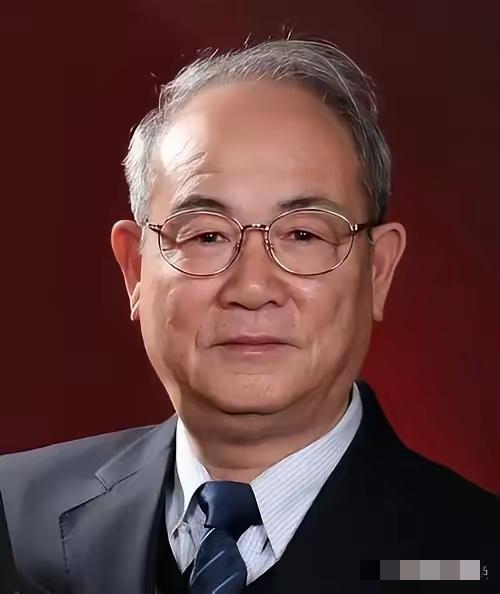 浙江大学原校长，中国科学院原院长，中国科学院院士、中国工程院双院士、第三世界科学