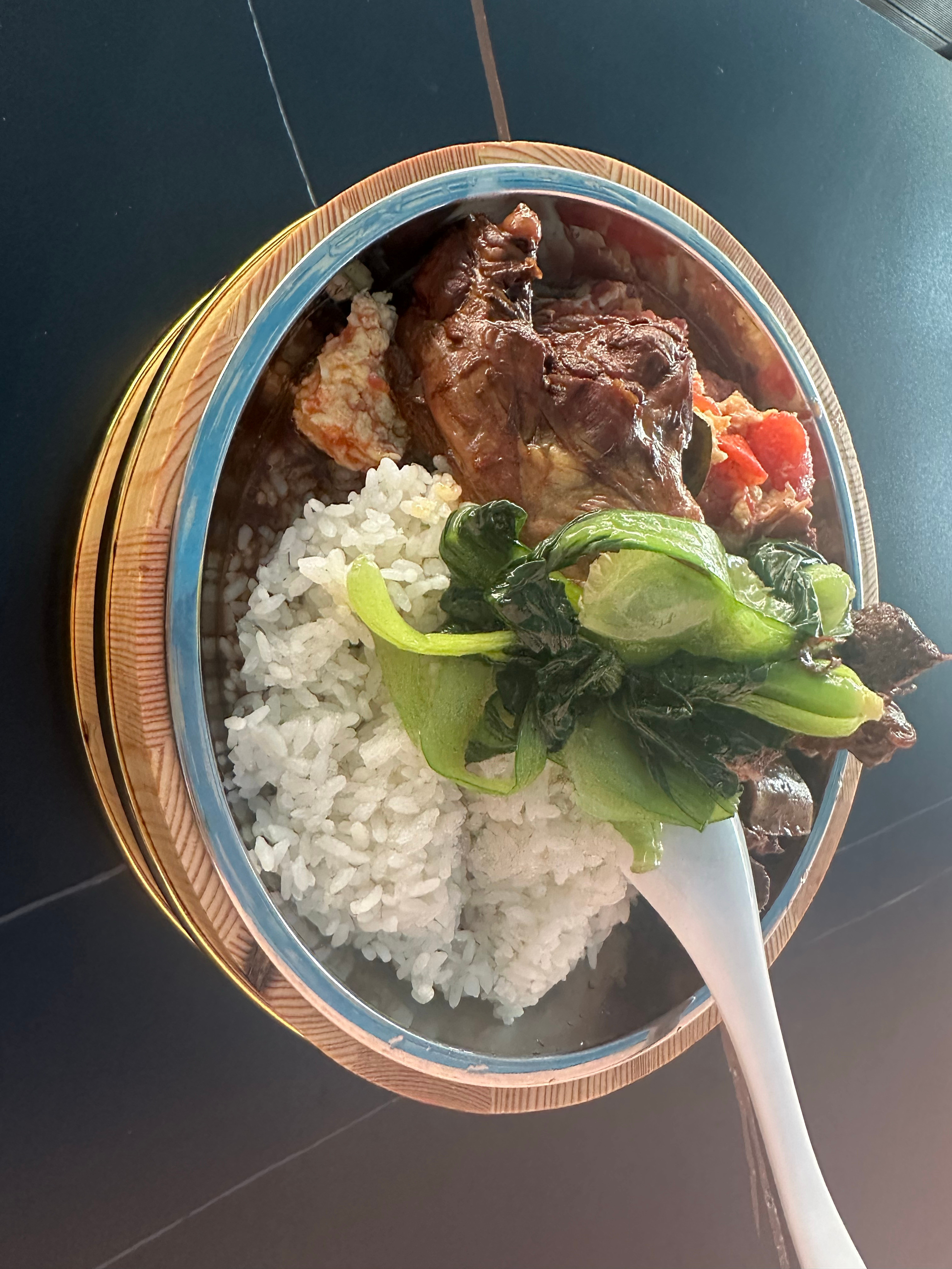 有餐补就是好呀，13块今日午餐