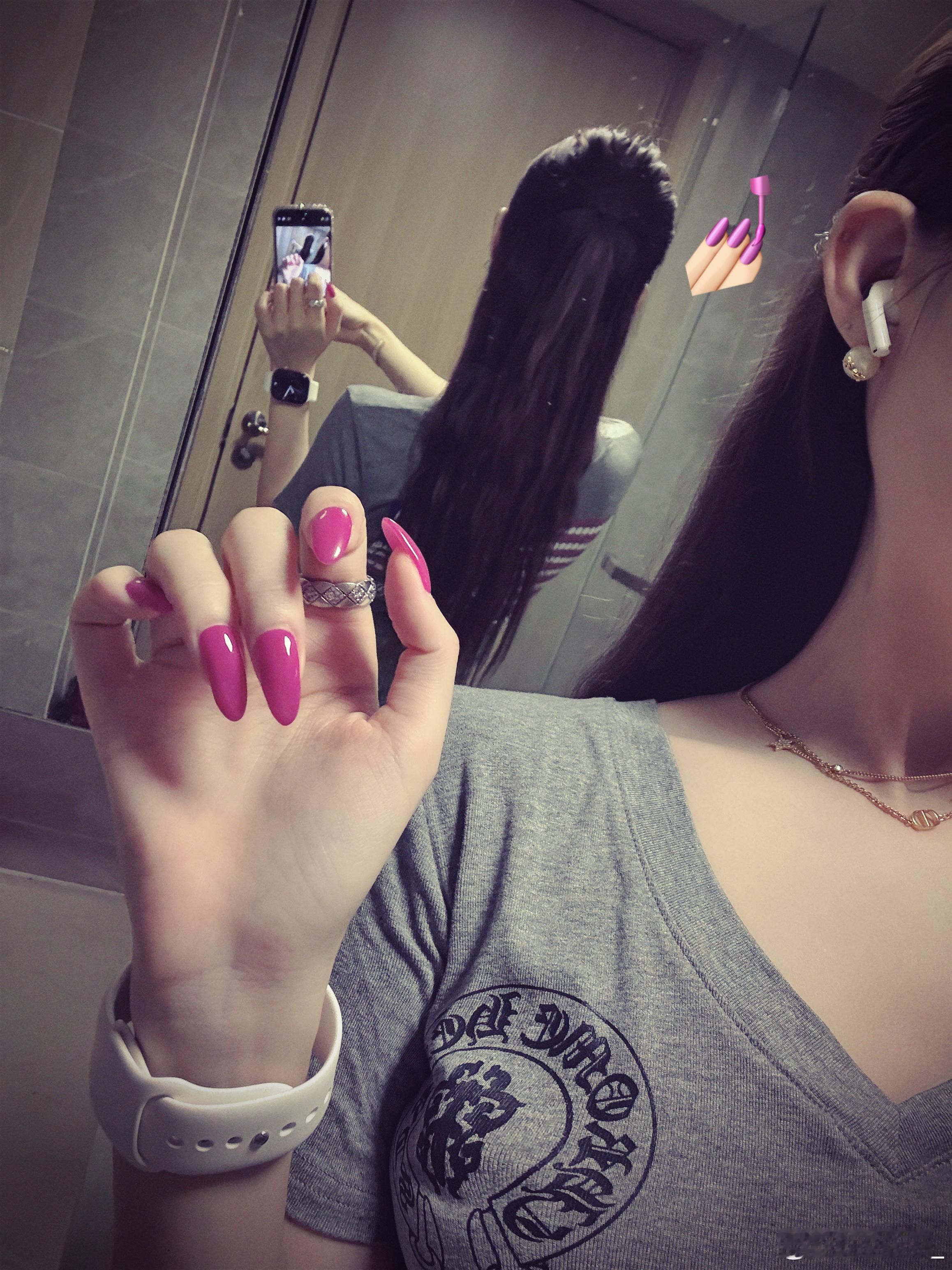世界上最显白的美甲颜色出现了💅🏻美甲﻿﻿美甲分享​​​