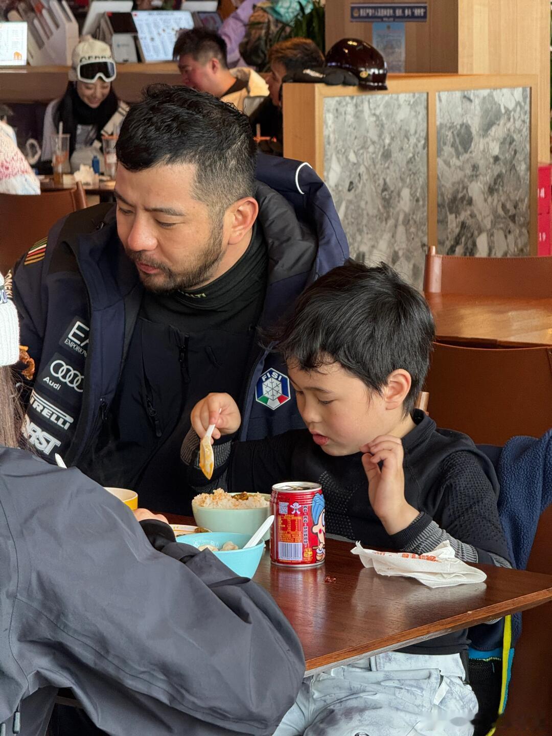 马立奥Leo走过路过不要错过这只可爱的奥奥啊！胖宝宝的一举一动都好