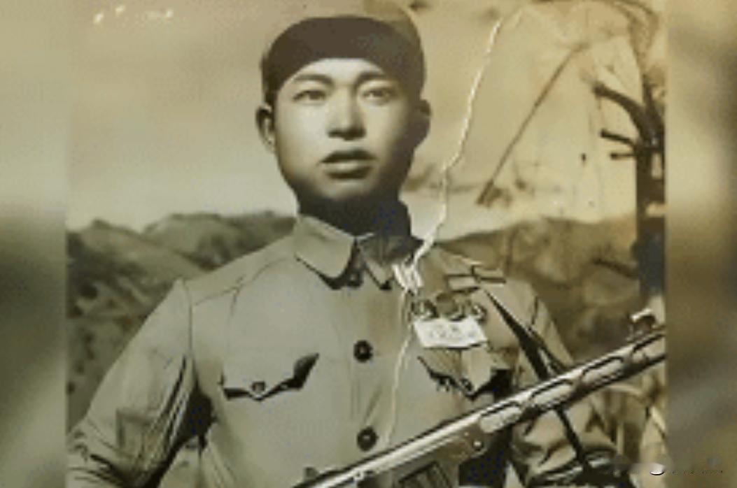 1963年，40军118师副师长翟文清带队下乡视察，路过村头马棚时，他注意到里面