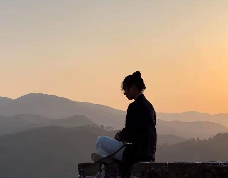 我的修行经历！受家父影响，我20岁那年，离开家乡去了五台山、终南山、龙虎山