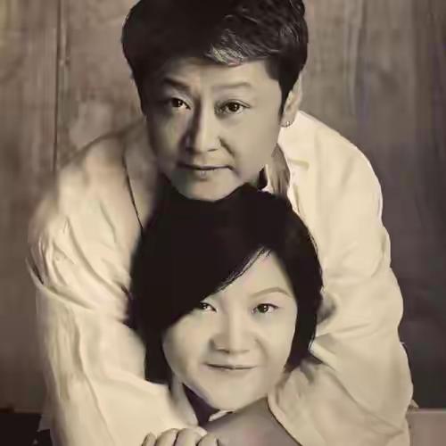 洪晃说：不是我有偏见，我总觉得“后妈”就是一个骂人的词…为什么会这样评价后妈