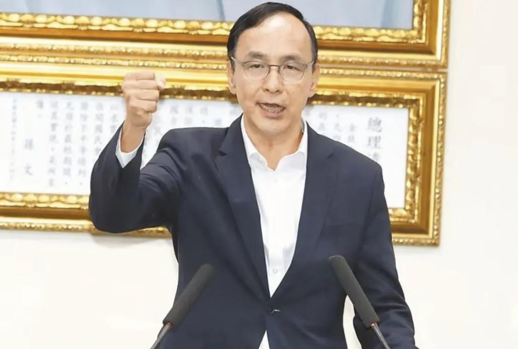 延迟国民党党主席选举，可能让国民党陷入更糟糕的局面。国民党现在要看清形势，必