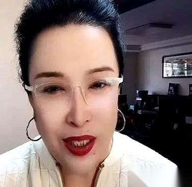 真的，有些人你跟她说了八百遍，我是回民，我不吃猪肉。她下次吃饭，还是能笑嘻嘻地