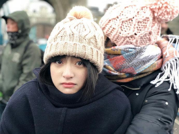 沈月晒8年前照片沈月八年前后对比，颜值气质一直在线，青涩到温柔的成长太美好。亲爱