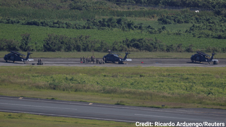 🔻路透社12月12日发布的一张照片直观证实：美军第33救援中队（R
