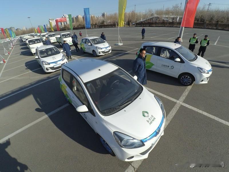 返程高峰已至开新能源车的朋友，这件事可别等到服务区才考虑春运返程，真正的难题