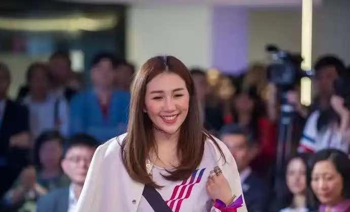 曾被全网嘲笑不如三房，如今4个子女个个逆袭打脸！这话你敢信？当年提起四太的孩