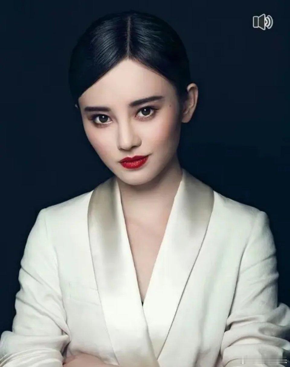 鞠婧祎还有这么女强人的一面