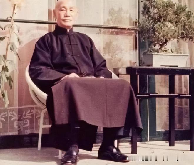 若当年台湾被解放，你知道蒋介石还会逃到哪里去吗？那就是菲律宾的吕宋岛。当然，大