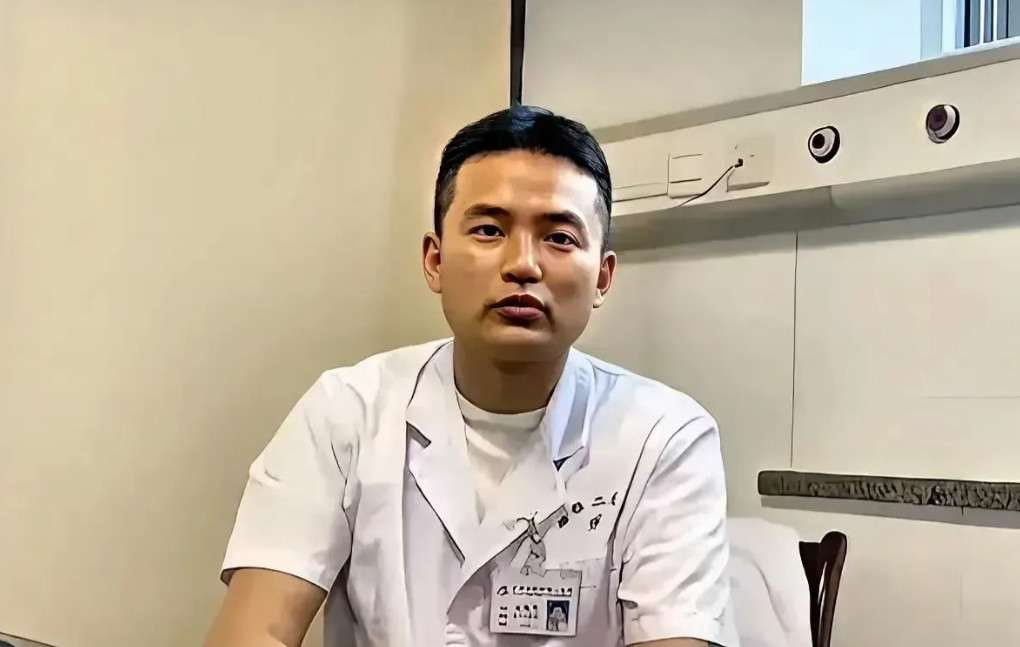 刘翔峰让湘雅系美好生态系统遭灭顶之灾，社会信任重建需要100年。社会上所有人对