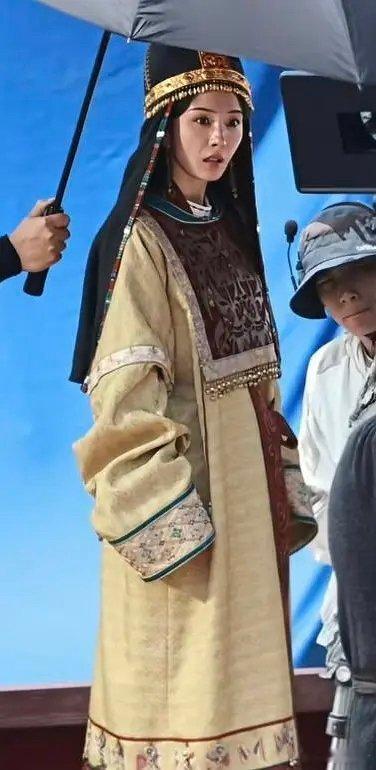 对不起我幂，我真的被抖人发这个笑死了