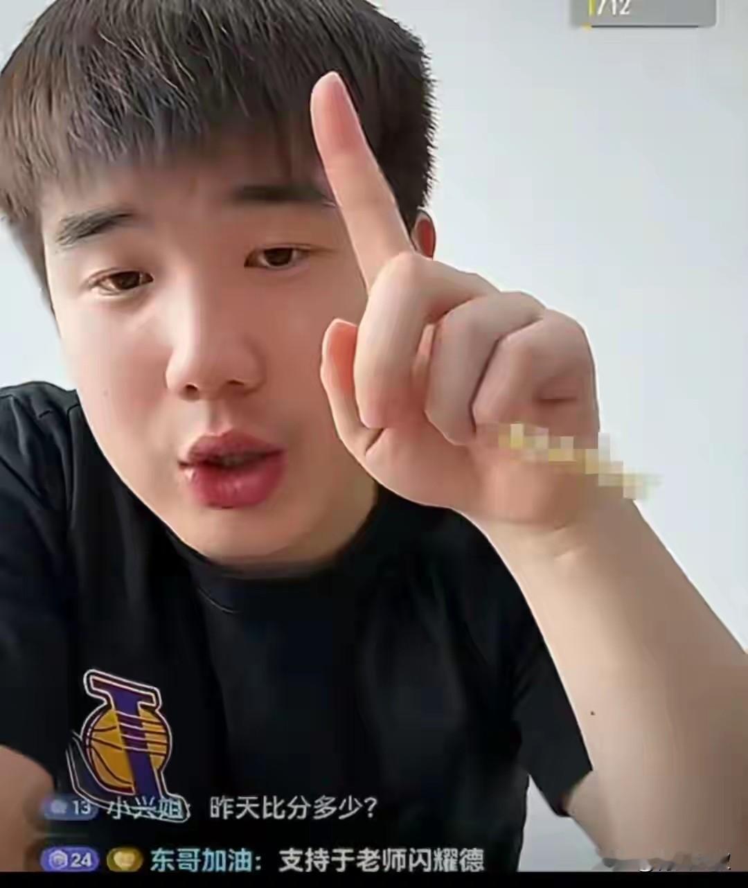 国内出去打球的待遇如何？于何一说了实话！他说:国内这么多出去打球的，都不如