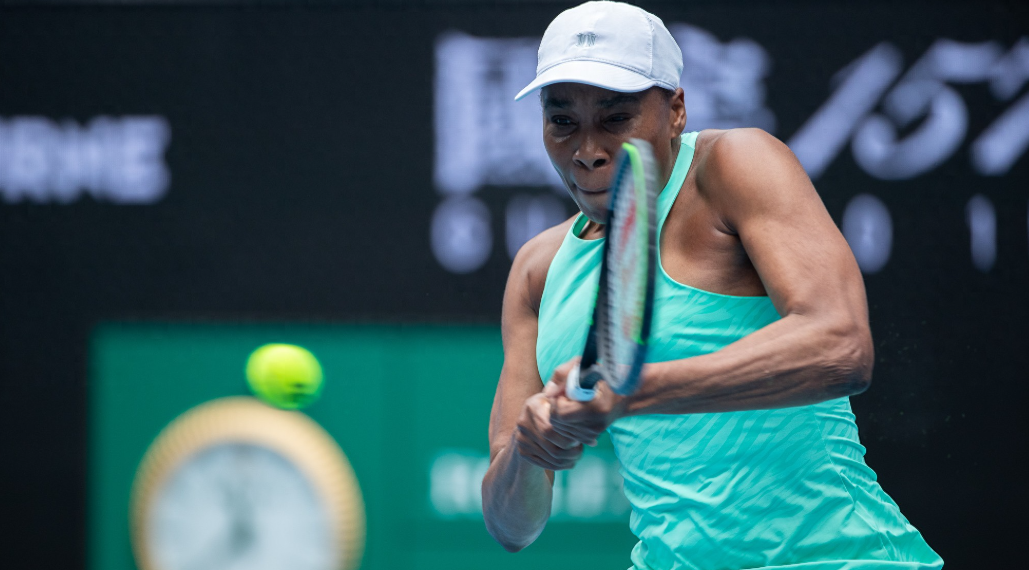 澳大利亚网球公开赛官网2日宣布，45岁的维纳斯·威廉姆斯（大威）获得澳网外卡，将