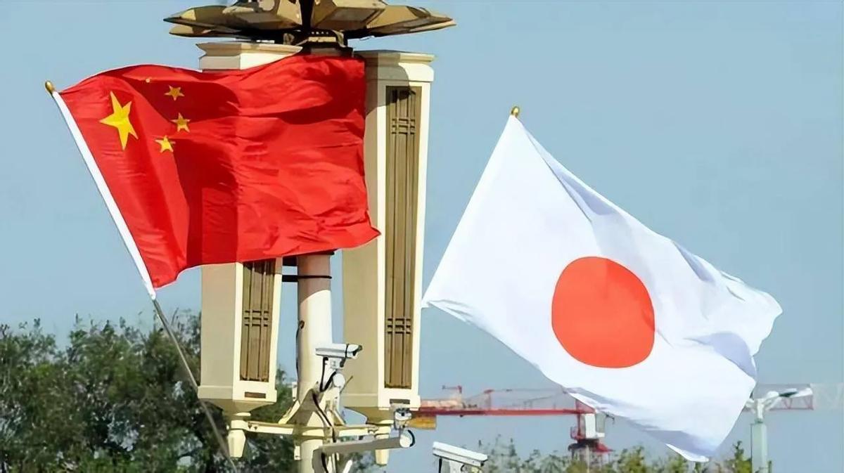 现在的日本还敢向中国开战吗？说实话，日本可能已经在实施中了，为什么这么说呢？