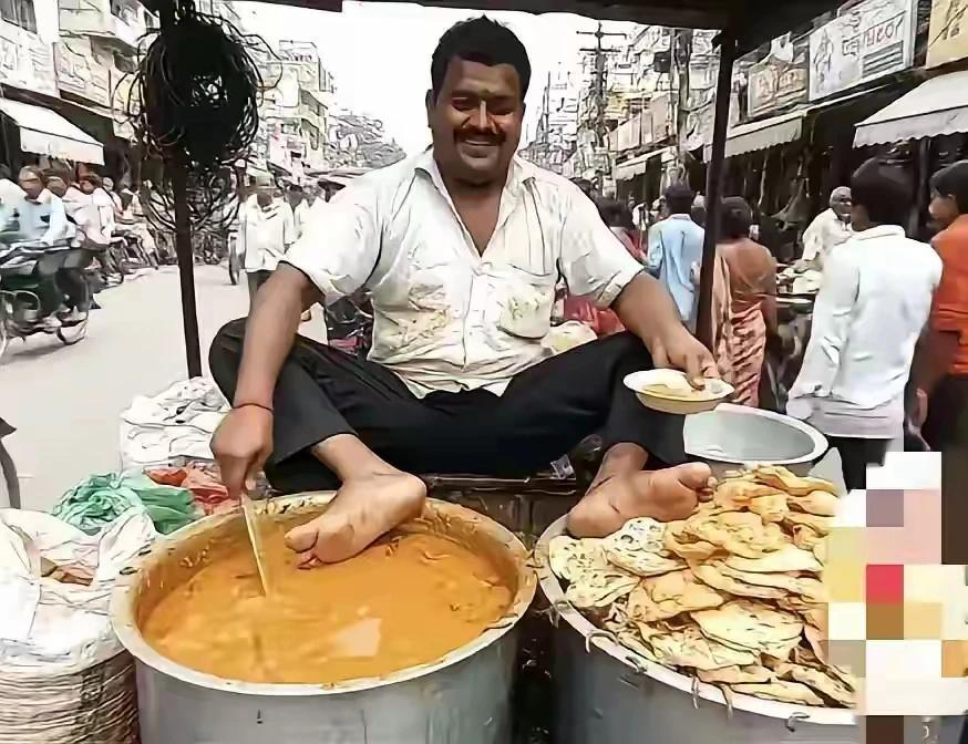 印度餐厅在中国都开业了，取名“第二个朋友”第一个是谁？漂亮国？还有海报上的菜都