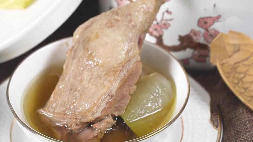 吃一次就爱上的虾仁冬瓜炒木耳, 营养好吃还美