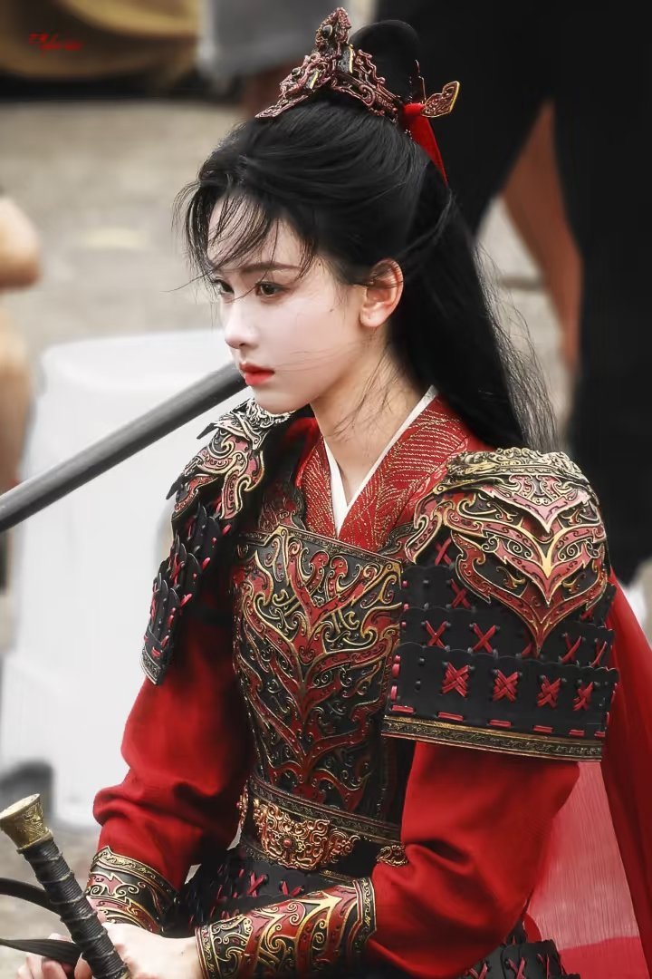 6月出圈认证！9位角色热度破亿：陈都灵｜《翘楚》｜楚朝热度2.14亿周翊然｜
