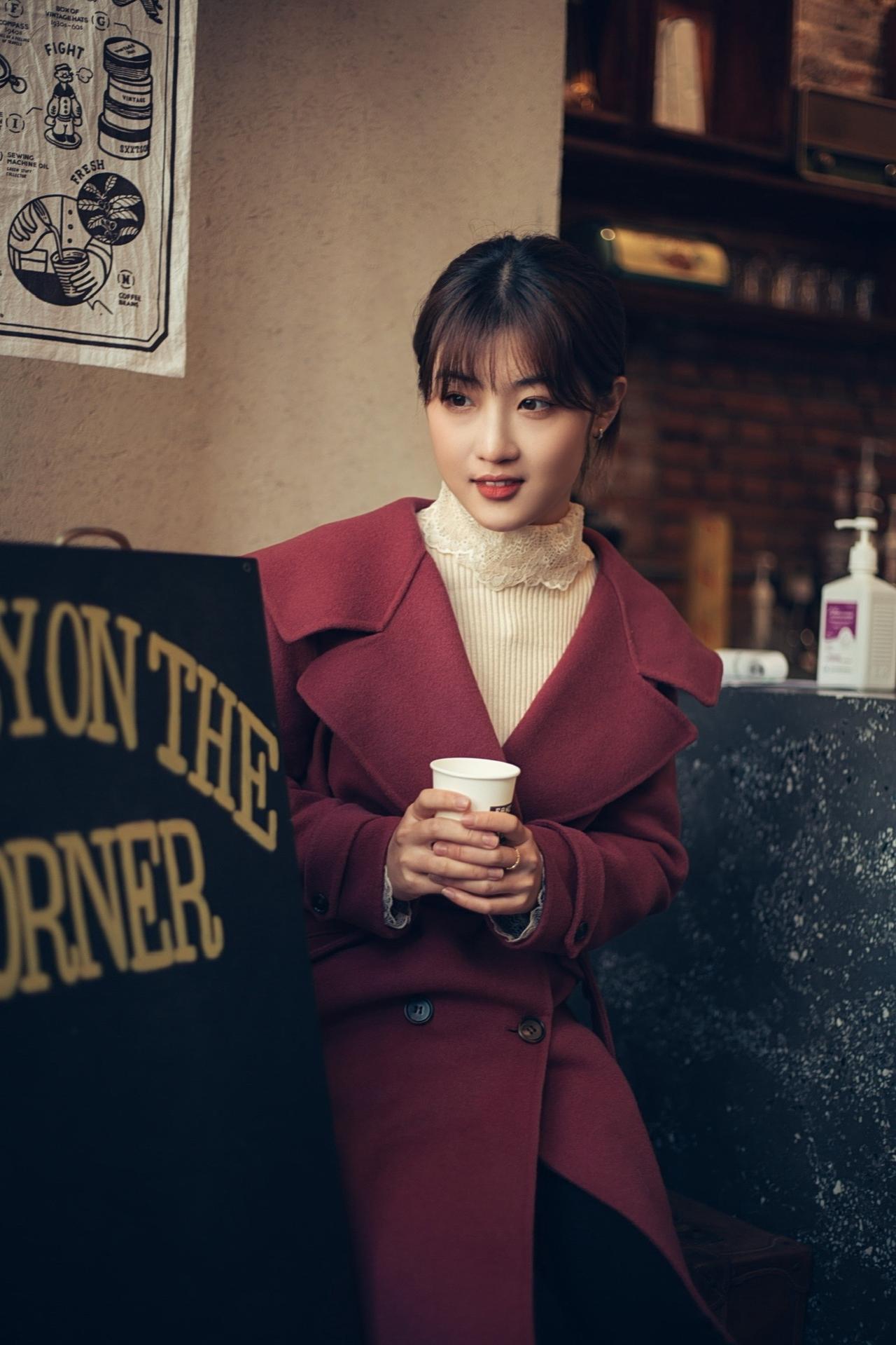 佳能5d3咖啡厅人像咖啡厅拍照氛围人像故事感照片拍出电影感