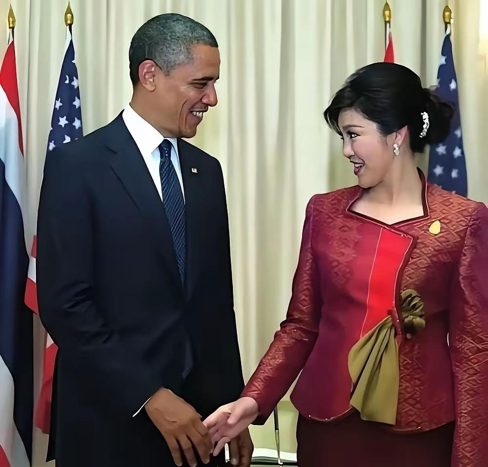 英拉让人看了睡不着觉。早苗让人看了睡不着觉！看似一样的表达，实则不同的语境